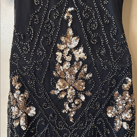 Babeyond Black and Gold 1920’s Fringe Flapper dress size M - Picture 9 of 16